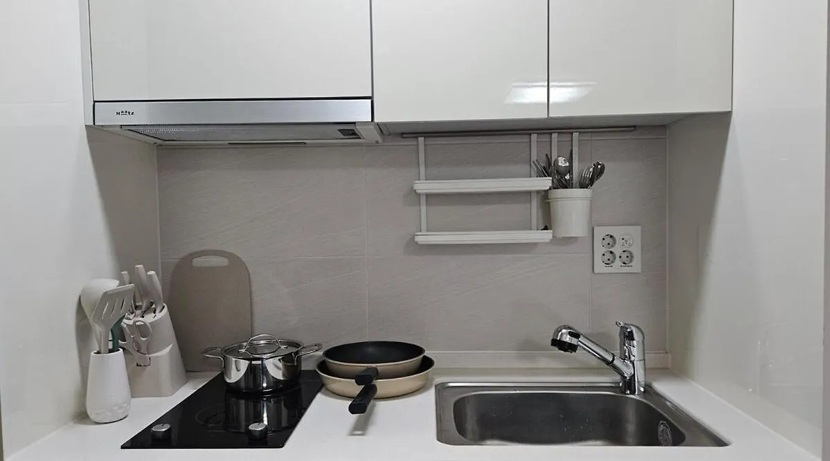 Apartamento 2503# Quiet Premium Stay# The Vogue Grande Retreat# All-New Furniture, Extra-Large Bed# Sinnonhyeon 1Min Seul